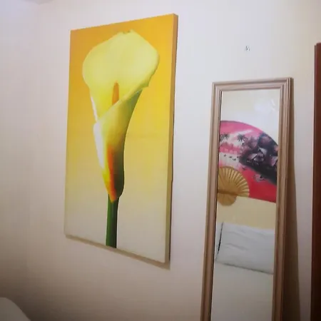 Casa Vacanza Maria Apartment *